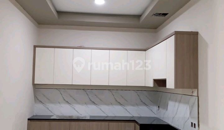 Disewa Rumah Uk.10 1¼ Lantai di Citra Garden Jalan 2 Mobil Disewa Rumah Uk.10 1¼ Lantai di Citra Garden Jalan 2 Mobil