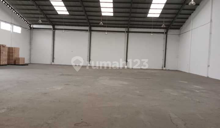 For Sale Central Warehouse Kosambi - 40 Feet Container Factory Permit For Sale Central Warehouse Kosambi - 40 Feet Container Factory Permit