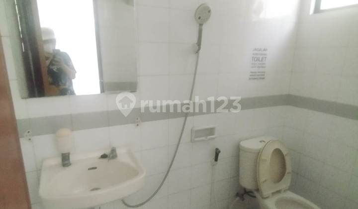 For Rent: Taman Surya 2-Storey House Size 8, Access for 2 Cars. 2