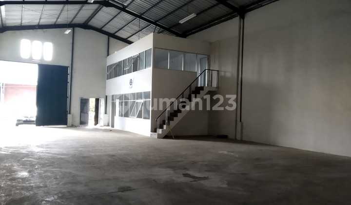 Disewa Gudang + Office 2 Lantai Akses Container 40 Feet