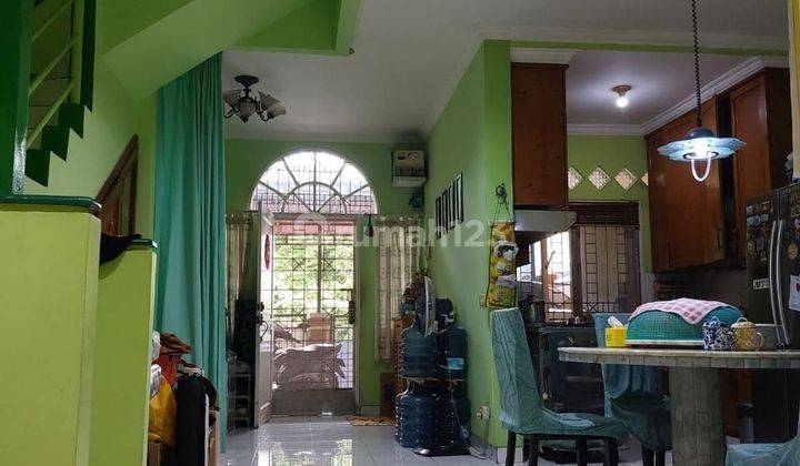 Dijual Rumah Depan Taman Di Taman Surya 1