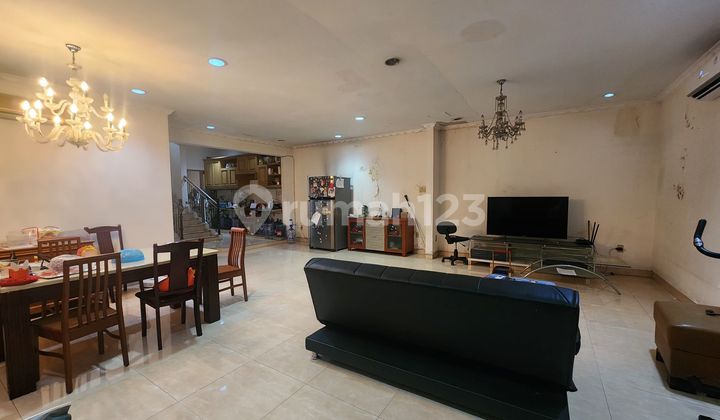 Dijual Rumah Terawat 2 Lt.sudah SHM Kedoya 2