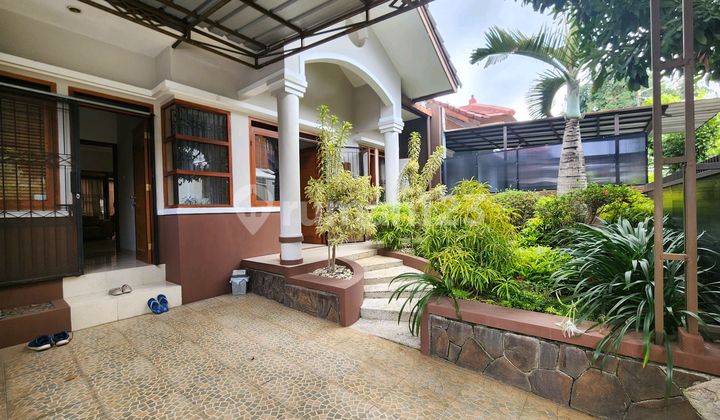 Disewakan Rumah Cantik Terawat Dan Asri Pondok Hijau