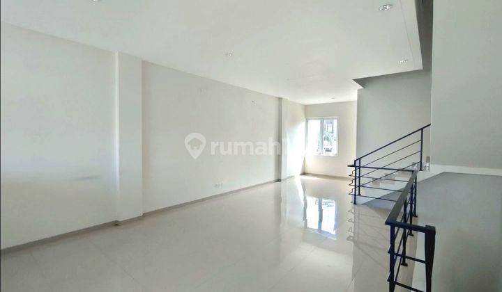 DISEWAKAN RUKO BATUNUNGGAL MAIN ROAD  3 LANTAI  8