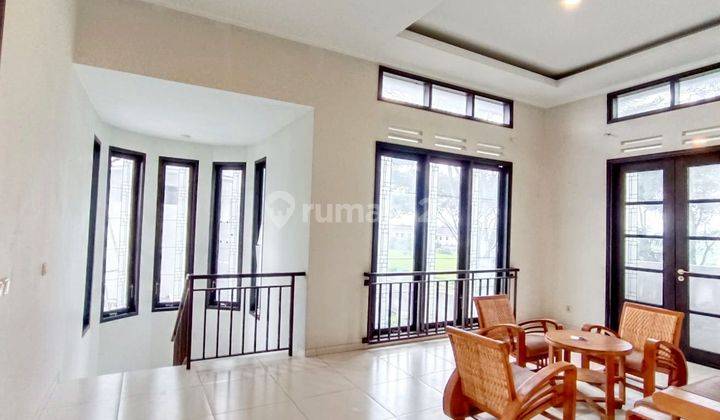 DISEWAKAN RUMAH  bagus, lokasi Favorit ... sdh renovasi 2 Lt KBP ..full Furnished Kota Baru Parahyangan  1