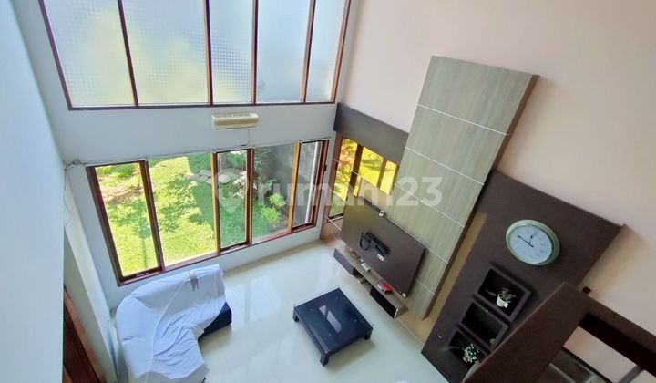 For Sale: Very nice house, minimalist modern, green and well-maintained in Batununggal. 2