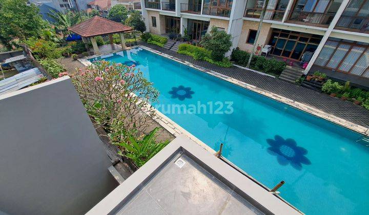 DIJUAL RUMAH  MINIMALIS MODERN 3 LT SETRADUTA LENGKAP DGN KOLAM RENANG  2