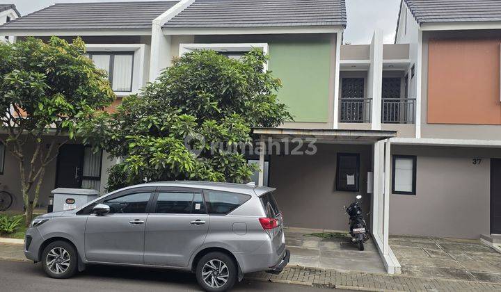 Disewakan Rumah 2 Lt Bagus. Minimalis.furnish Sumarecon Bandung 1