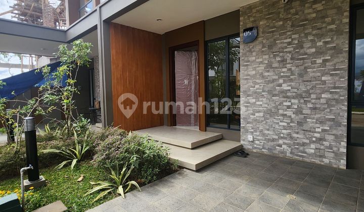 For Sale New Minimalist 2-Storey House at Podomoro Park, Bandung. 2
