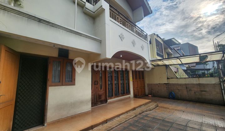Dijual Rumah Terawat 2 Lt.sudah SHM Kedoya