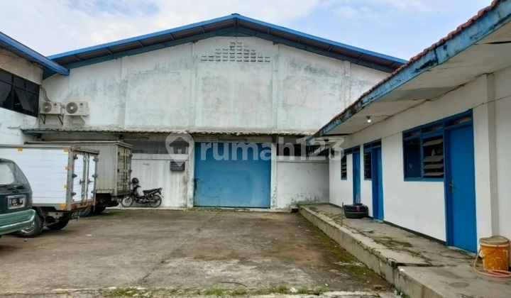 For Rent Warehouse + Office. Own private road access ....cisirung For Rent Warehouse + Office. Own private road access ....cisirung