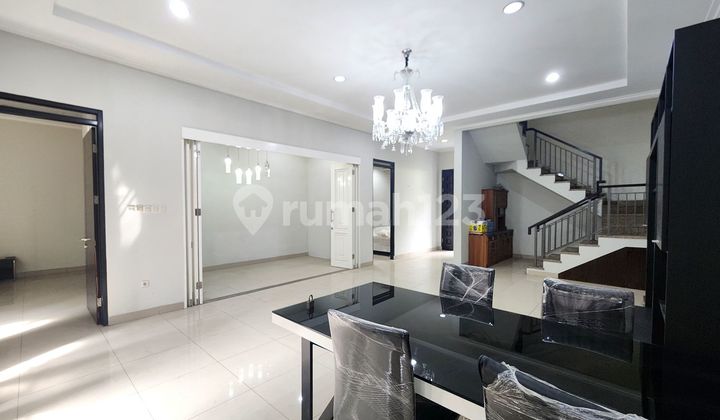 Disewakan Rumah Minimalis Modern 2.lt.bagus Sekali.batununggal 2