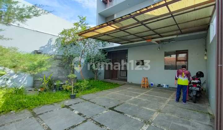 Disewakan Rumah/ Ruang Usaha / Kantor Sayap Sukajadi Disewakan Rumah/ Ruang Usaha / Kantor Sayap Sukajadi