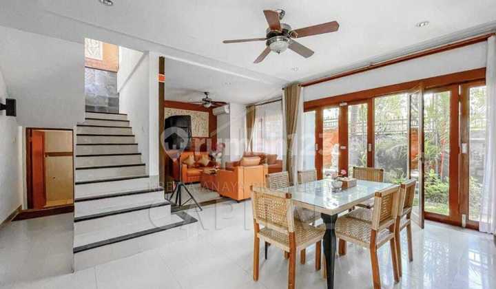 Villa Gianyar Bali Only Walking Distance To The Beach