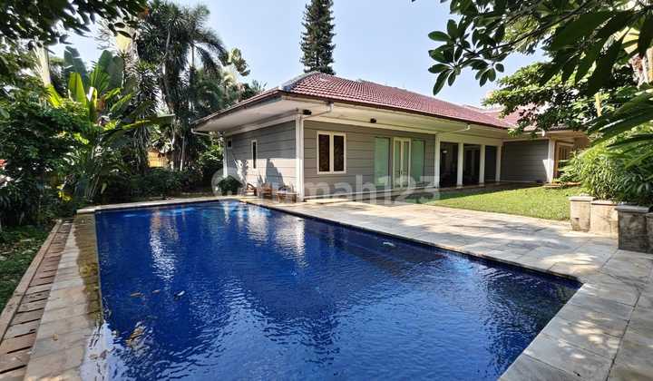 Rumah Cipete Utara Bali Style Private Pool Jakarta Selatan Rumah Cipete Utara Bali Style Private Pool Jakarta Selatan