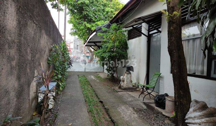 Rumah Tua Ks Tubun Jakarta Barat Hadap Jalan Raya 2