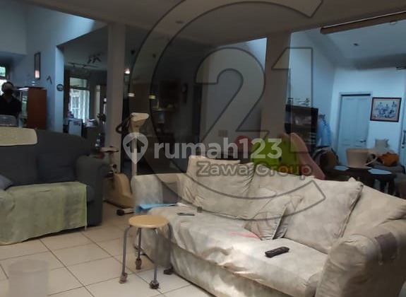 Dijual Rumah Hitungan Tanah Lokasi Strategis Bisa Komersil Area di Duri Kepa 7