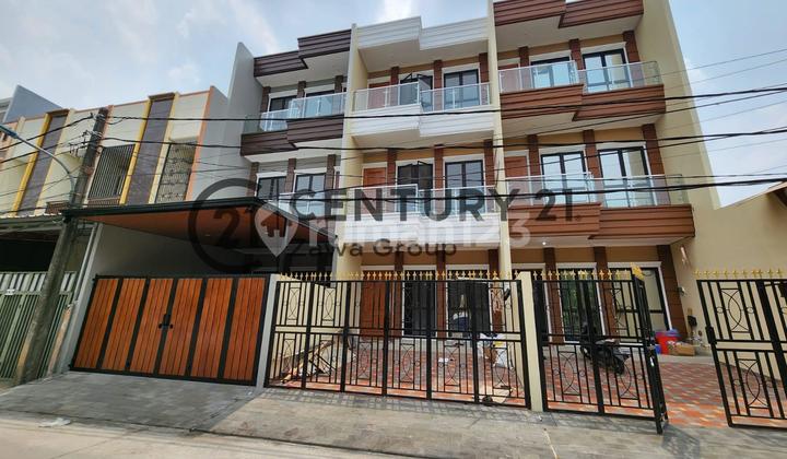 Jual Rumah Baru 3 Lantai Taman Ratu Duri Kepa Jakbar
