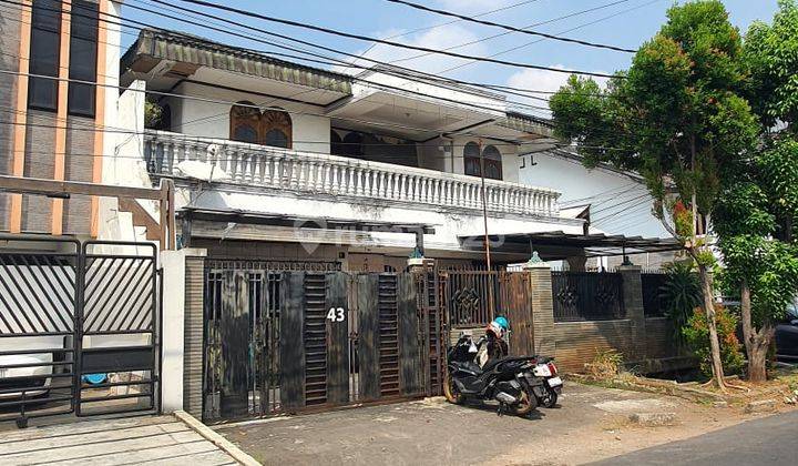 Butuh Duit Tanjung duren Prime Area Rumah Lama Jalan Lebar 2