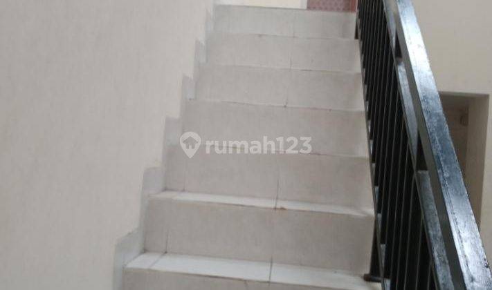 Jual Rumah 2 Lantai Taman Ratu Komplek Lingkungan Aman Dan Tenang 2