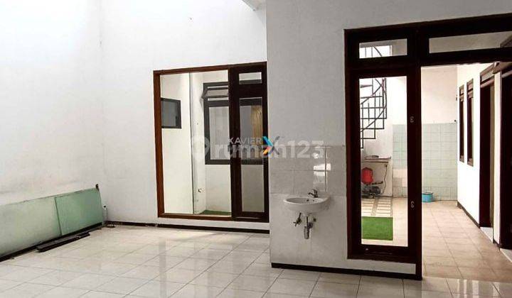 Rumah Cantik 2 Lantai di Araya Blimbing Malang Kota 2