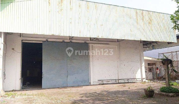 Gudang Luas Ada Kantor Akses Tronton di Janti Malang 2