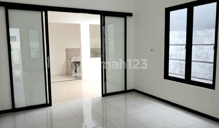 Rumah Bagus Dan Baru di Purwantoro Jalan Sungai sungai Malang 3