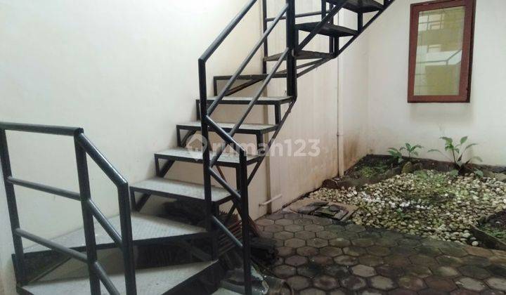 Rumah Dengan Taman Luas di Puncak Dieng Malang 4