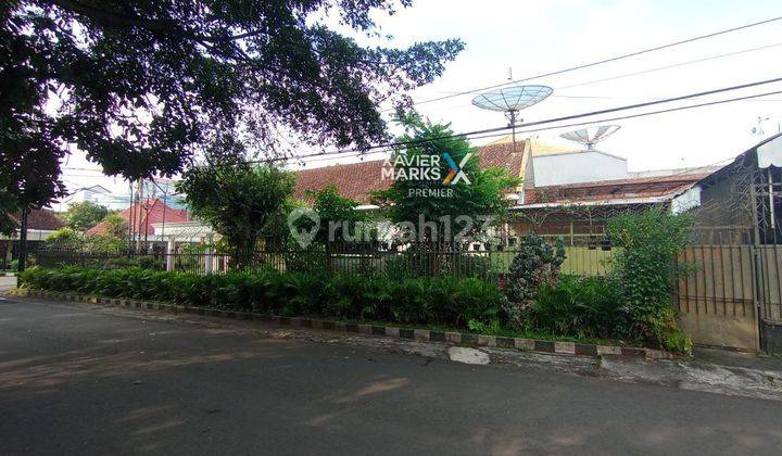 Rumah Klasik Dengan Taman Luas di Ijen Gunung gunung Malang 1