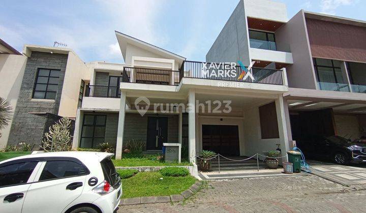 Rumah Mewah Siap Huni Lokasi Premium di Ijen Nirwana Malang 1