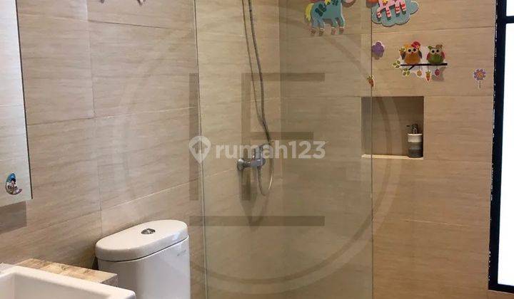 RUMAH MEWAH KAN SIAP HUNI FURNISHED DI ARAYA MALANG 2