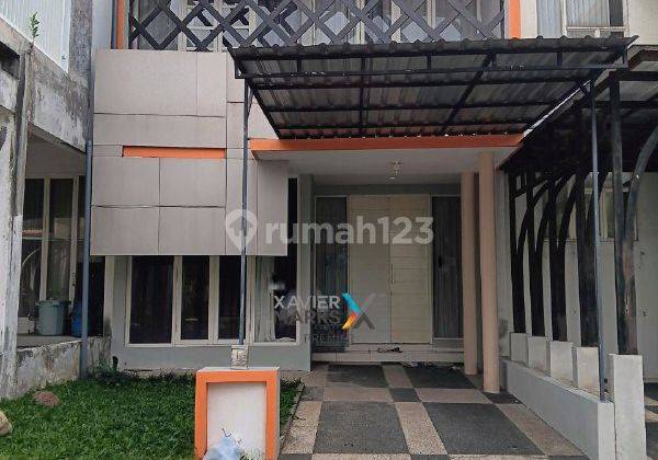 Rumah 2 Lantai Bagus SHM di Permata Jingga , Malang 1