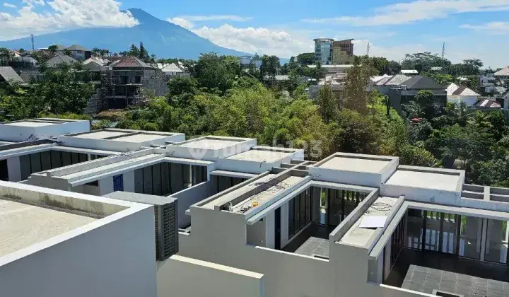 Rumah Mewah Ada Kolam Renang di Citraland Puncak Tidar Malang  2