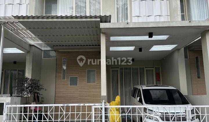 Rumah 2 Lantai Bagus SHM di Villa Puncak Tidar , Malang 1