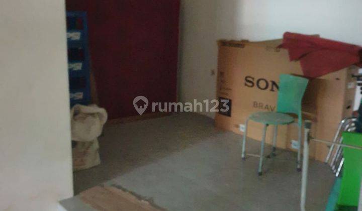 Ruko di Poros Jalan MT Haryono Dinoyo Malang Kota 2