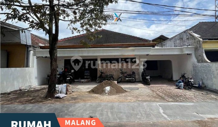 House Area Purwantoro Blimbing Malang Strategic