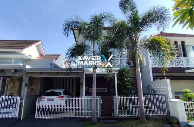 Rumah 2 Lantai Bagus Semi Furnished SHM di Permata Jingga , Malang 1