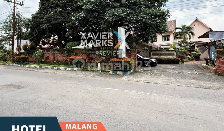 Active Hotel with Complete Permit and Residential House Near Toll Road in Lawang Malang
