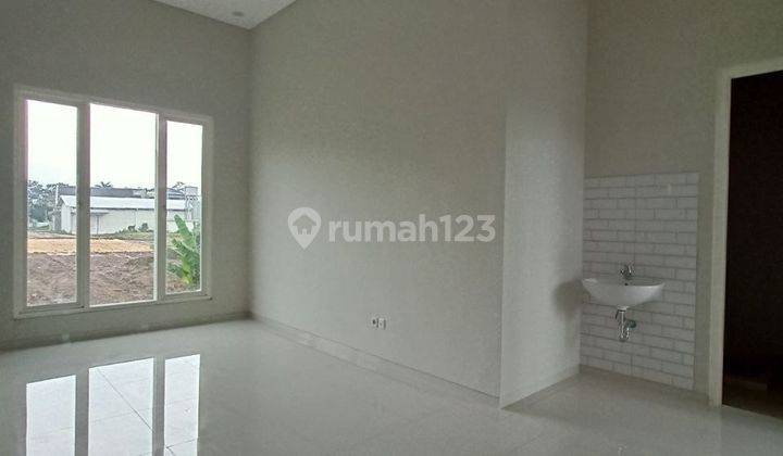 Rumah 2 Lantai Baru SHM di Langsep , Malang 2