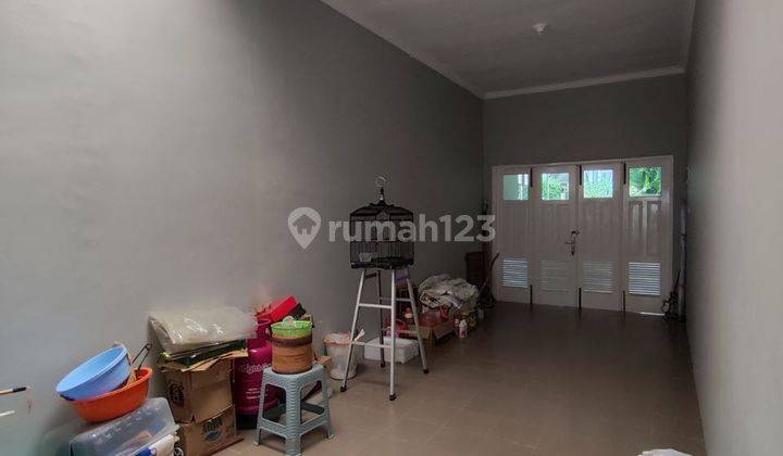 Rumah Bagus Furnished SHM di Istana Dieng , Malang 2