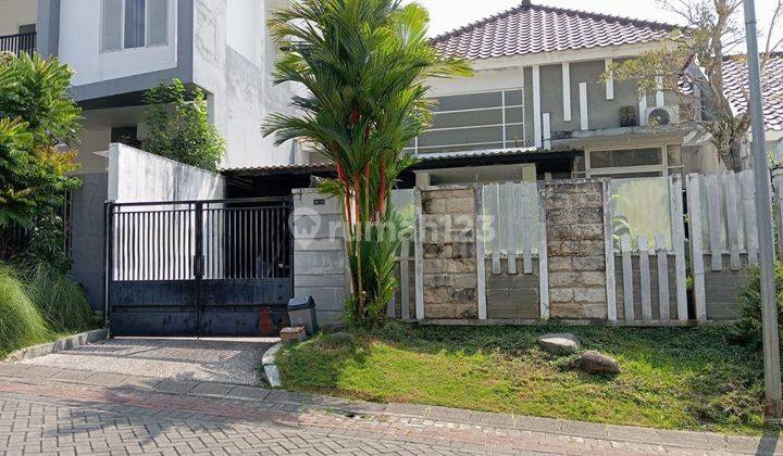 Rumah Bagus Semi Furnished SHM di Villa Puncak Tidar , Malang 1