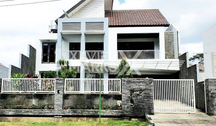 Rumah Bagus Semi Furnished SHM di Lembah Dieng, Malang 1