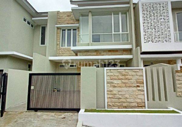 Rumah 2 Lantai Baru SHM di Langsep Dieng, Malang 1