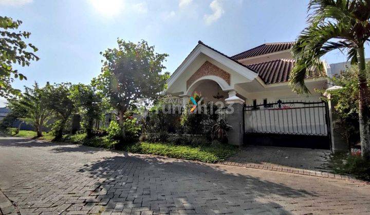 Rumah Mewah Siap Huni Di Araya Golf Malang 1