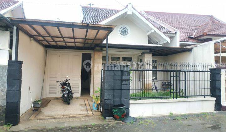 Rumah Bagus Semi Furnished di Tidar Utara, Malang 1