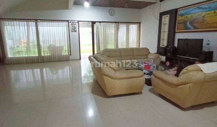 Rumah 2 Lantai Bagus SHM di Tidar, Malang 2