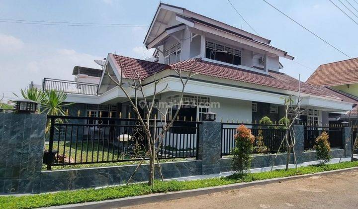 Turun Harga!! Dijual rumah mewah Villa Aster full Furnished Srondol dekat UNDIP Semarang 1