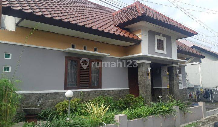 Dijual rumah siap huni di Condong Catur Mall Pakuwon RS JIH Sleman Yogjakarta 1