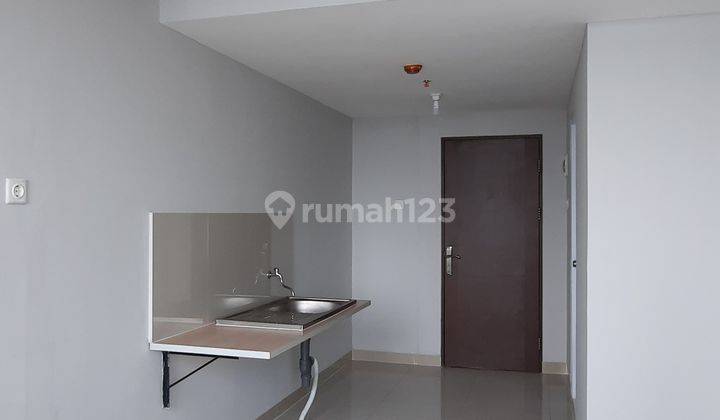 Apartemen studio sebelah Gading Serpong dekat Lippo Karawaci 1