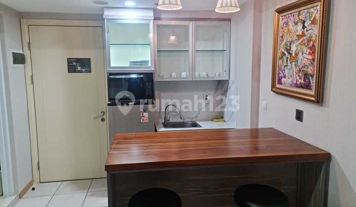 Rent 2BR Apt Furnished Brand New Opposite Summarecon Mall 2